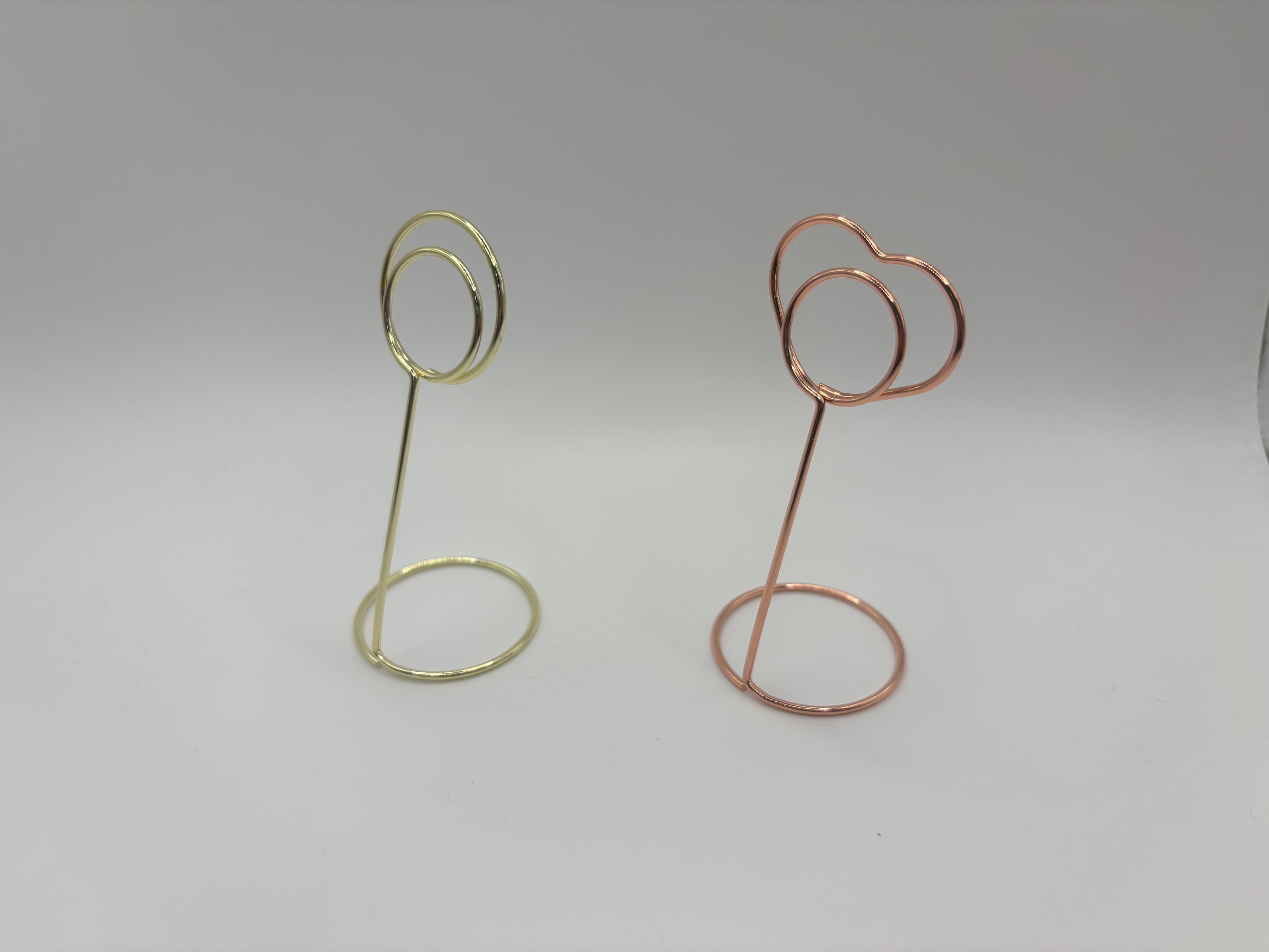 缶バッジスタンド